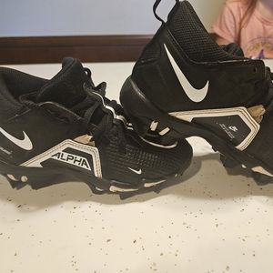 Nike Alpha Football cleats